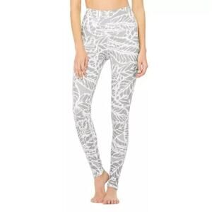 Alo Yoga Palm Springs Airbrushed Leggings Gray, White  Womens Size Small $88